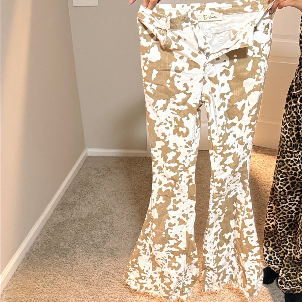 Women’s Used Brown and White Flared Pants